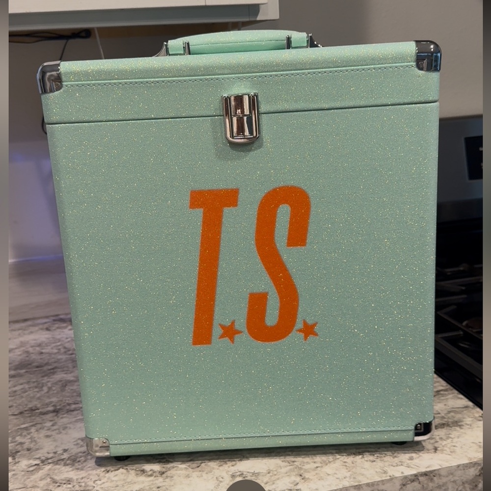 Taylor Swift The Life of a Show Girl Vinyl Case